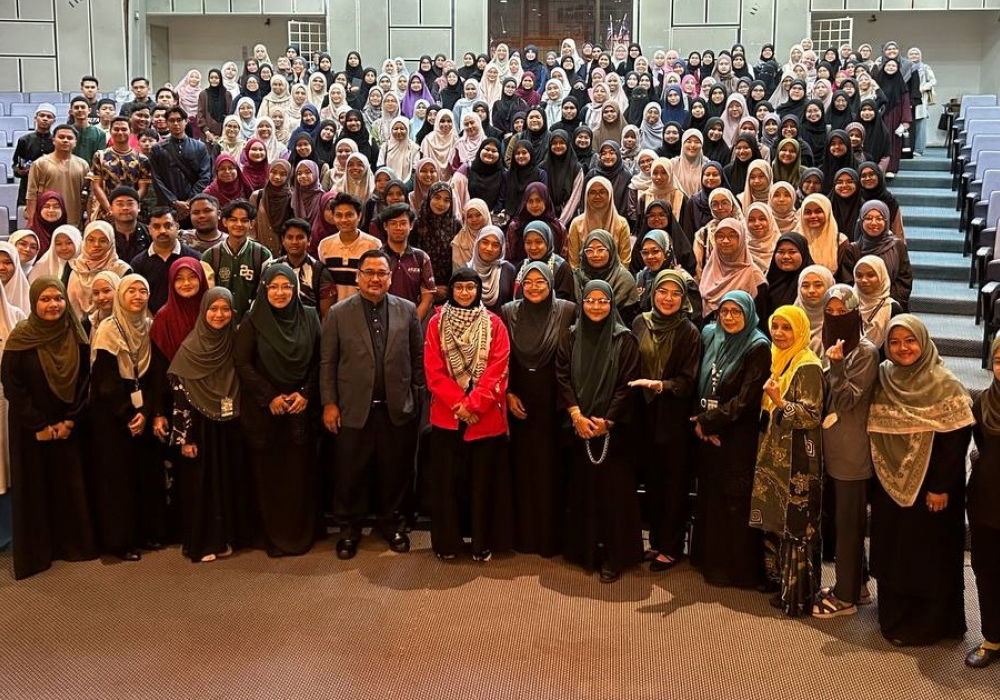 60 Minutes with Alumni - Sr. Nur Hazwani…