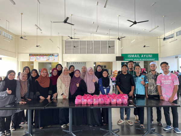 With Love, from #IIUMAlumni - Pagoh