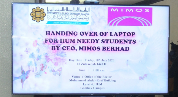 10 July 2020 Handing Over of Laptop for IIUM Needy Students by CEO MIMOS Berhad
